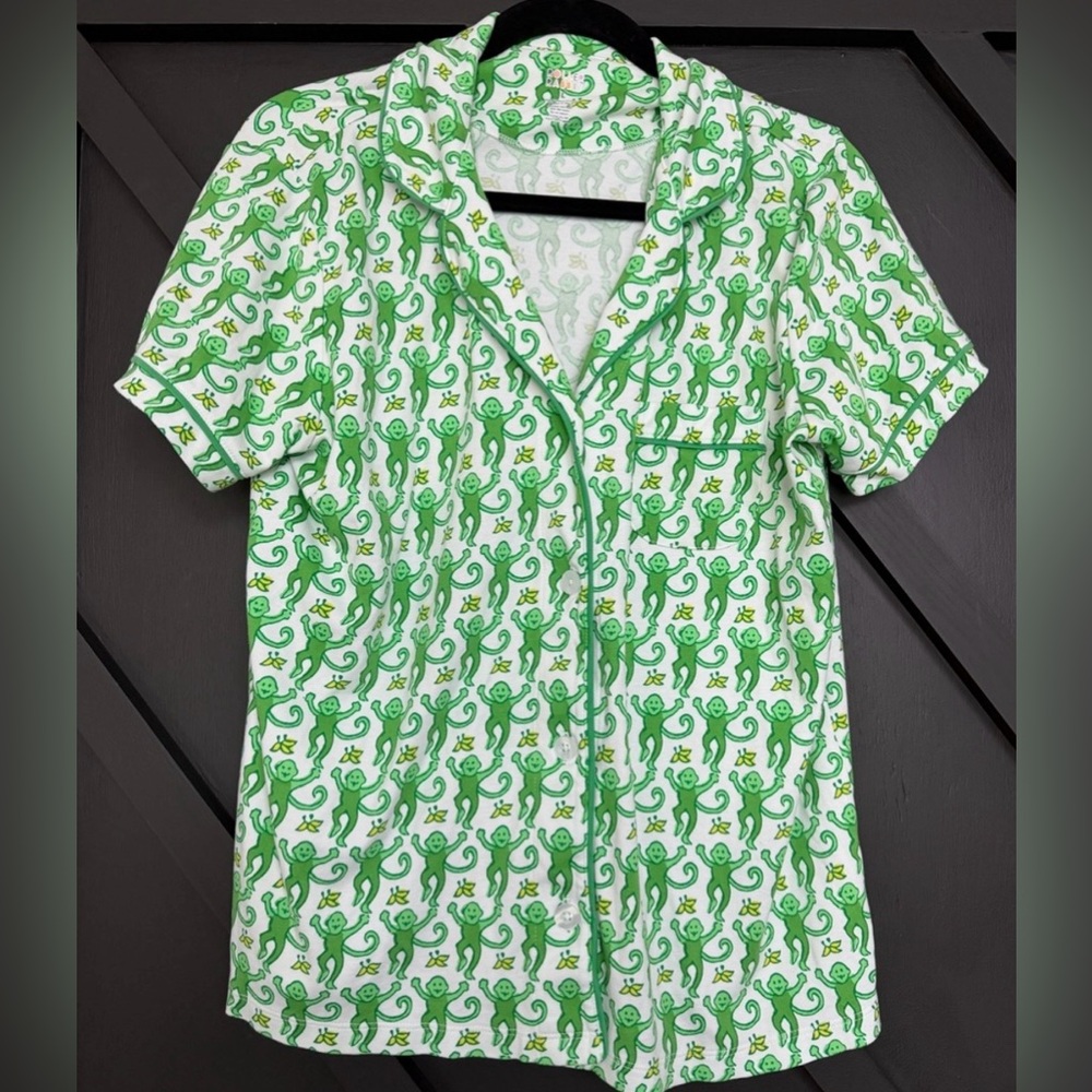 Roller Rabbit Emerald Monkey Polo
Pajamas, Size Large - Picture 4 of 12